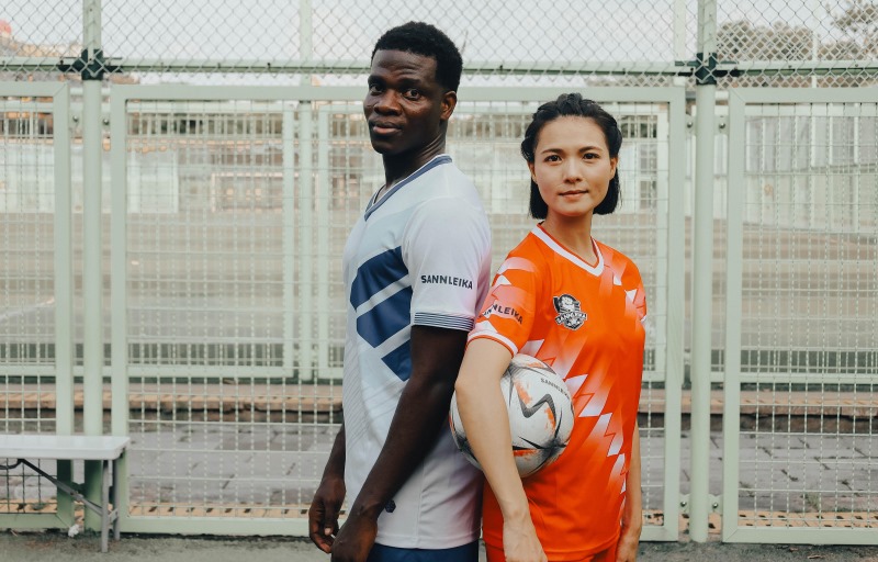 size 5 machine-stitched footballs