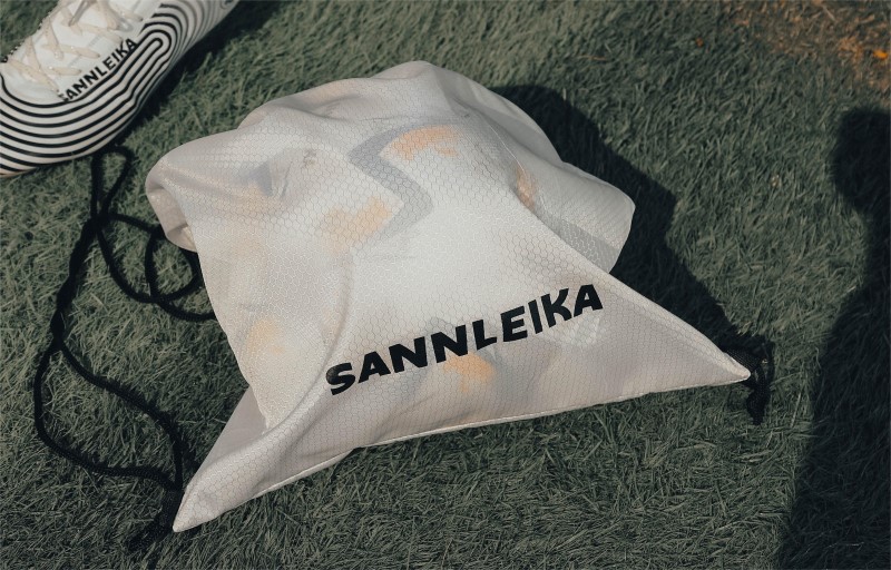 premier league machine-stitched footballs