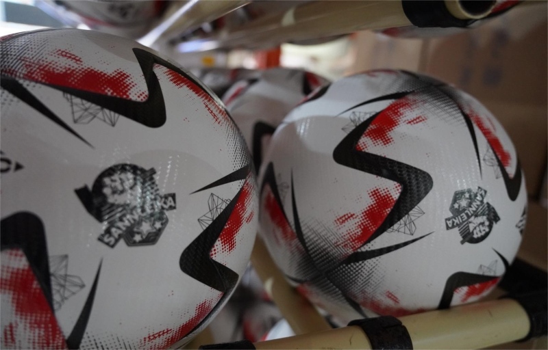 thermal bonded soccer ball construction